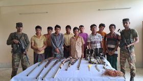 লামার টংকাবতীতে সেনা অভিযান, আটক ৯