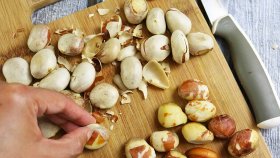 কাঁঠালের বিচি পরিষ্কার করার সহজ উপায় জেনে নিন