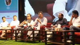 মেধাহীন করে জাতিকে শাসন করতেই মেধাপাচার: সালাহ উদ্দিন আহমেদ