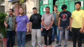 ঘরে বসে অনলাইনে আয়ের নামে প্রতারণা, চীনা নাগরিকসহ গ্রেফতার ৫