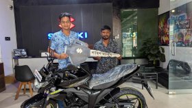 বাবার কষ্টমোচনে মোটরসাইকেল উপহার আল আমিনের