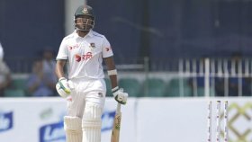 প্রথম শ্রেণিতে ৯ হাজার রানের পরও বিজয়ের কেন সুযোগ হবে না, প্রশ্ন শান্তর