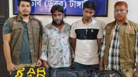 টাঙ্গাইলে তেলভর্তি ট্রাক ডাকাতি, গ্রেফতার ২