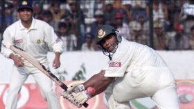 স্বপ্নের সাদা জার্সিতে ২৫ বছর