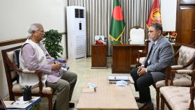 প্রধান উপদেষ্টার সঙ্গে সিইসি’র সাক্ষাৎ