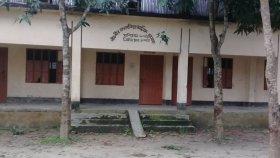 এইচএস‌সির প্রথম‌দি‌নে কু‌ড়িগ্রা‌মে অনুপস্থিত তিন শতা‌ধিক, দুজন ব‌হিষ্কার