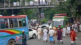 ইসলামী আন্দোলনের মহাসমাবেশ ঘিরে তীব্র যানজট, নগরবাসীর দুর্ভোগ