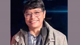 শিক্ষার্থীদের তোপের মুখে আওয়ামীপন্থি ডিনের পদত্যাগ