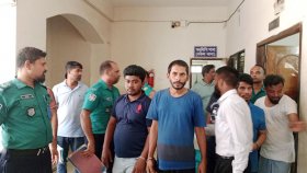 ‘দুদক কর্মকর্তা’ পরিচয়ে ঘুষ চাওয়া প্রতারক চক্রের ৫ সদস্য রিমান্ডে