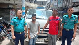 ডিবি পরিচয়ে ৩০ লাখ টাকা ছিনতাইয়ের ঘটনায় গ্রেফতার ৩