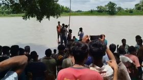 ব্রহ্মপুত্রে নৌকাডুবি: এক শিক্ষার্থীর লাশ উদ্ধার, নিখোঁজ ২