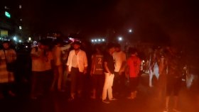 জুলাই নিয়ে পুলিশ সদস্যের ‘আপত্তিকর’ পোস্ট, প্রতিবাদে সড়ক অবরোধ করে বিক্ষোভ