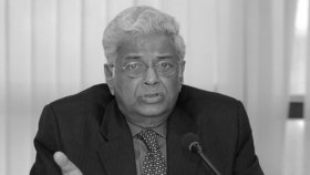 সাবেক সিইসি এ টি এম শামসুল হুদা মারা গিয়েছেন