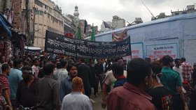 পুরান ঢাকায় তাজিয়া মিছিলে অনুরাগীদের ঢল