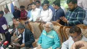 জরুরি আইন রাজনৈতিকভাবে ব্যবহার না করার বিষয়ে একমত দলগুলো: আলী রীয়াজ