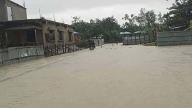 কক্সবাজারে জলাবদ্ধ অর্ধশতাধিক গ্রাম: দুর্ভোগে লক্ষাধিক মানুষ