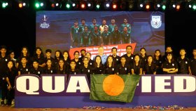 নারী ফুটবল দলকে ৫০ লাখ টাকার পুরস্কার ঘোষণা ক্রীড়া উপদেষ্টার
