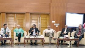 জরুরি আইন রাজনৈতিকভাবে ব্যবহার না করার বিষয়ে একমত দলগুলো: আলী রীয়াজ