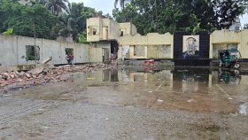 ফরিদপুরে আ.লীগ কার্যালয়ের ধ্বংসস্তূপের ওপর নির্মাণ হচ্ছে জুলাই শহীদ স্মৃতি স্তম্ভ