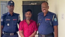 গাজীপুরে পলাতক আসামিকে ধরে পুলিশে দিলেন বিএনপি নেতা