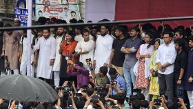 আ.লীগ রাজনীতিতে ফেরার আর কোনও সুযোগ পেতে পারে না: আখতার