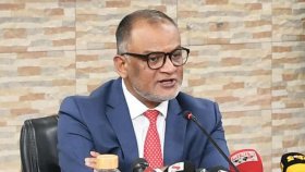 দেশের জন্য সোনালি ভবিষ্যৎ অপেক্ষা করছে: বাণিজ্য উপদেষ্টা