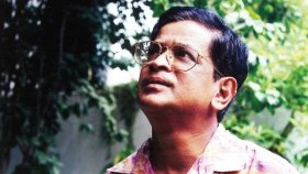 কথাশিল্পী হুমায়ূন আহমেদ