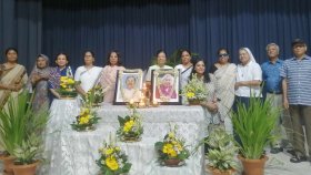 হলি ক্রসের সাবেক দুই অধ্যক্ষ গার্টি আব্বাস ও যোয়্যান হ্যাভেলকাকে স্মরণ