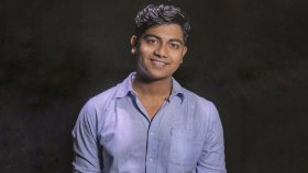 মাহতিম অন দ্য মাইক...