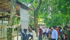 রংপুরে হামলার শিকার পরিবারগুলো বাড়ি ফিরছে, প্রশাসনের উদ্যোগে ঘর মেরামত