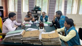 কমলাপুর রেলস্টেশনে দুদকের অভিযান