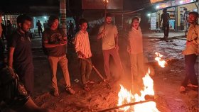 জাবিতে প্রগতিশীল শিক্ষার্থীদের মশাল মিছিল