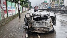 মহাখালীতে প্রাইভেটকারে আগুন, নিহত ২