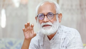 শেখ হাসিনার পক্ষে মামলা লড়তে জেড আই খান পান্নার আবেদন