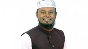 পাথর লুটের ঘটনায় চেয়ারম্যান আটক