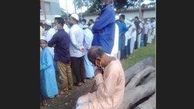 মুসলমান বন্ধুর জানাজায় এসে কান্না করা সেই সুধীর মারা গেছেন