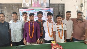 এনসিপি ছেড়ে ছাত্রদলে যোগদান