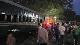 ৪ ঘণ্টা পর বগি উদ্ধার, ঢাকা-চট্টগ্রাম-সিলেট রেলপথে ট্রেন চলাচল স্বাভাবিক