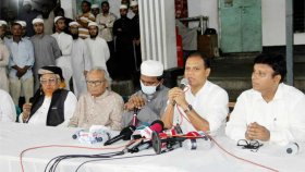 ক্যানসার আক্রান্ত হেফাজত নেতা ফারুকীর পাশে তারেক রহমান