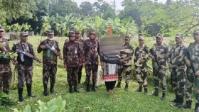 প্রেমের টানে বাংলাদেশে, ভবিষ্যৎ অনিশ্চিত জেনে ৬ মাস পর ফিরলেন নিজ দেশে