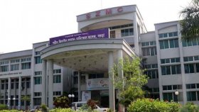 মোবাইল ছিনতাই করে নদীতে ঝাঁপ, ভেসে উঠলো লাশ
