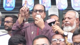 নির্বাচিত সরকার প্রতিষ্ঠার পথে যারা বাধা দেবে তারা গণতন্ত্রের শত্রু: দুদু