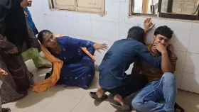 টাঙ্গাইলে পিকআপ ও ট্রাকের সংঘর্ষে দুই শ্রমিক নিহত