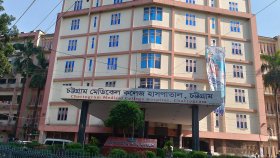 গাড়ি পার্কিং নিয়ে দুই চালকের ঝগড়া, ছুরিকাঘাতে একজনের মৃত্যু