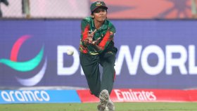 বাজে ফিল্ডিংয়ে আরও একটি হার বাংলাদেশের 