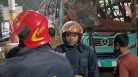 গ্যাস পাম্পে বাসের সিলিন্ডার বিস্ফোরণ, আহত ৪