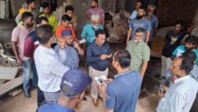 এডিস মশার লার্ভা পাওয়ায় দুই বাড়ির মালিককে ২০ হাজার টাকা জরিমানা