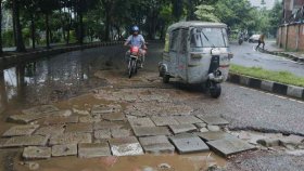 নান্দনিক হাতিরঝিল এখন ‘মরণফাঁদ’