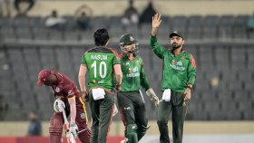 শেষ টি-টোয়েন্টিতেও অপরিবর্তিত বাংলাদেশ দল 