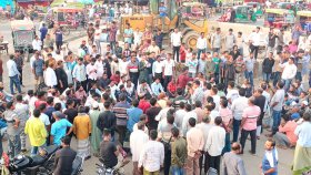 নওগাঁ-৪ আসনে বিএনপি মনোনীত প্রার্থীকে প্রত্যাহারের দাবি